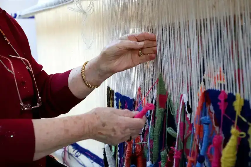 Bitlis Kilim Dokumacılığı – Geleneksel El Sanatlarının Eşsiz Dokusu
